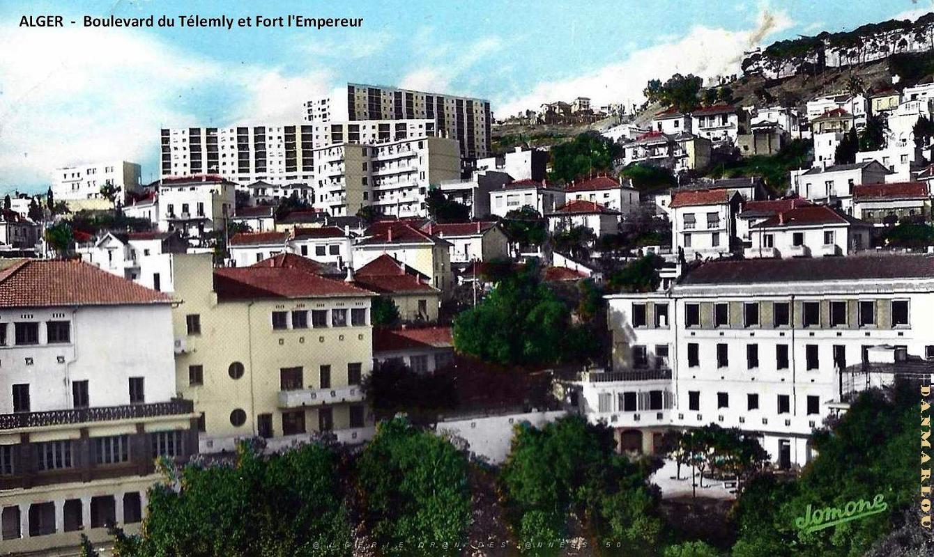 Alger - Boulevard du Telemly et Fort l'Empereur.jpg